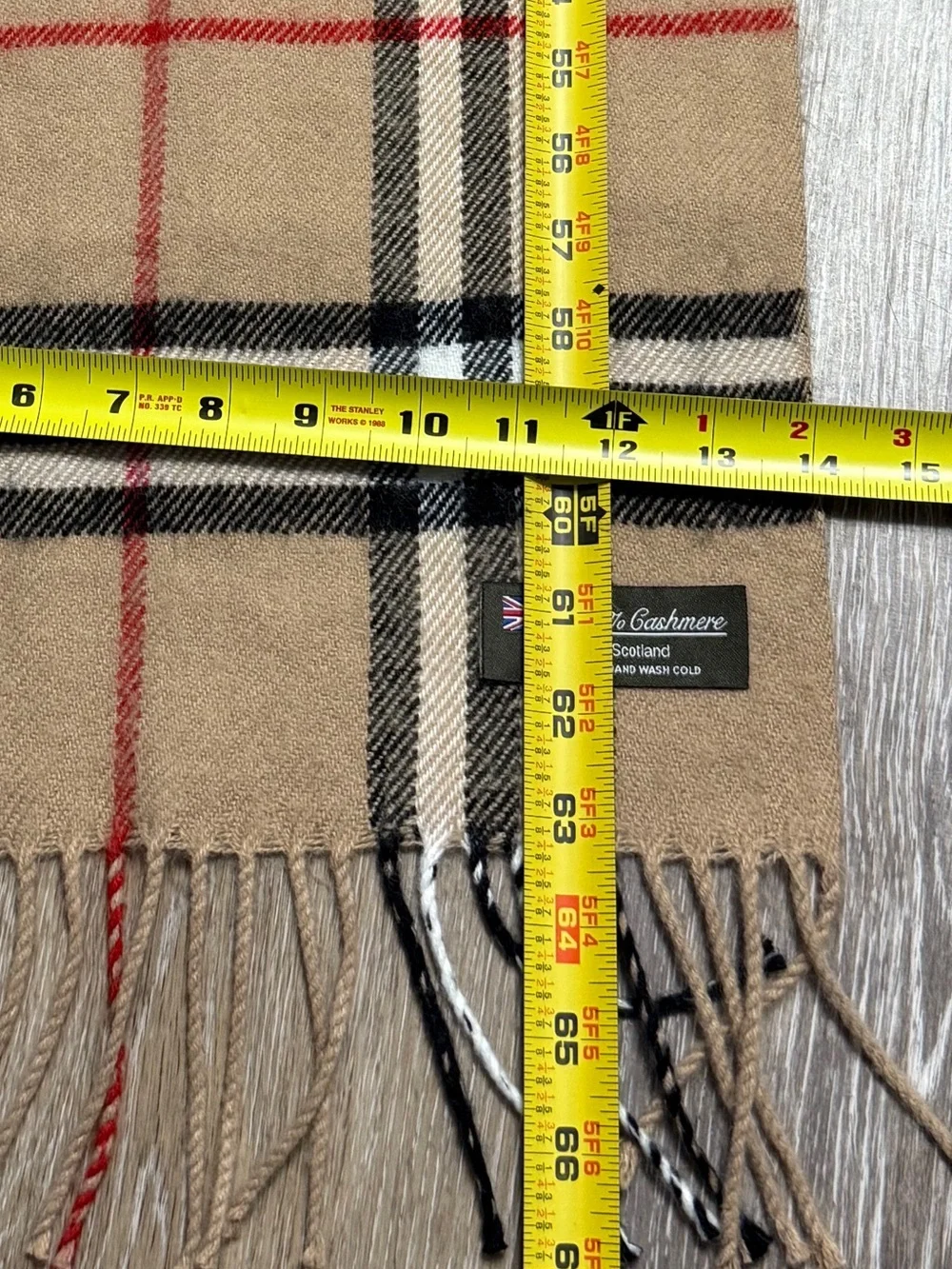 Classic Beige Cashmere Plaid Men's Scarf - Luxury Style (64X14 inches)